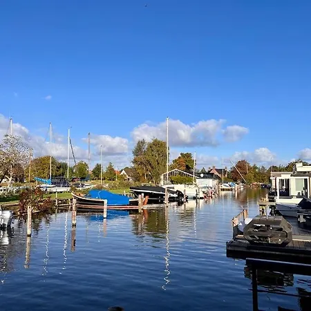 Quiet Waterloft Near Amsterdam And Schiphol Ws11