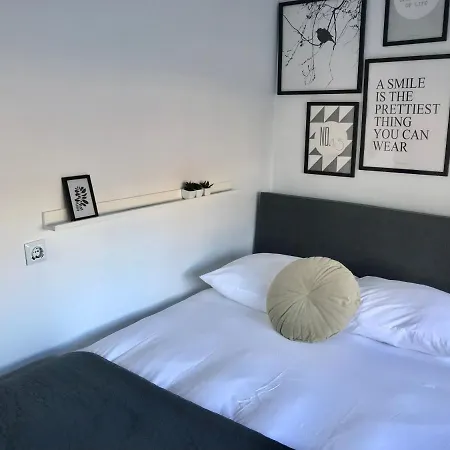 Quiet Waterloft Near Amsterdam And Schiphol Ws11